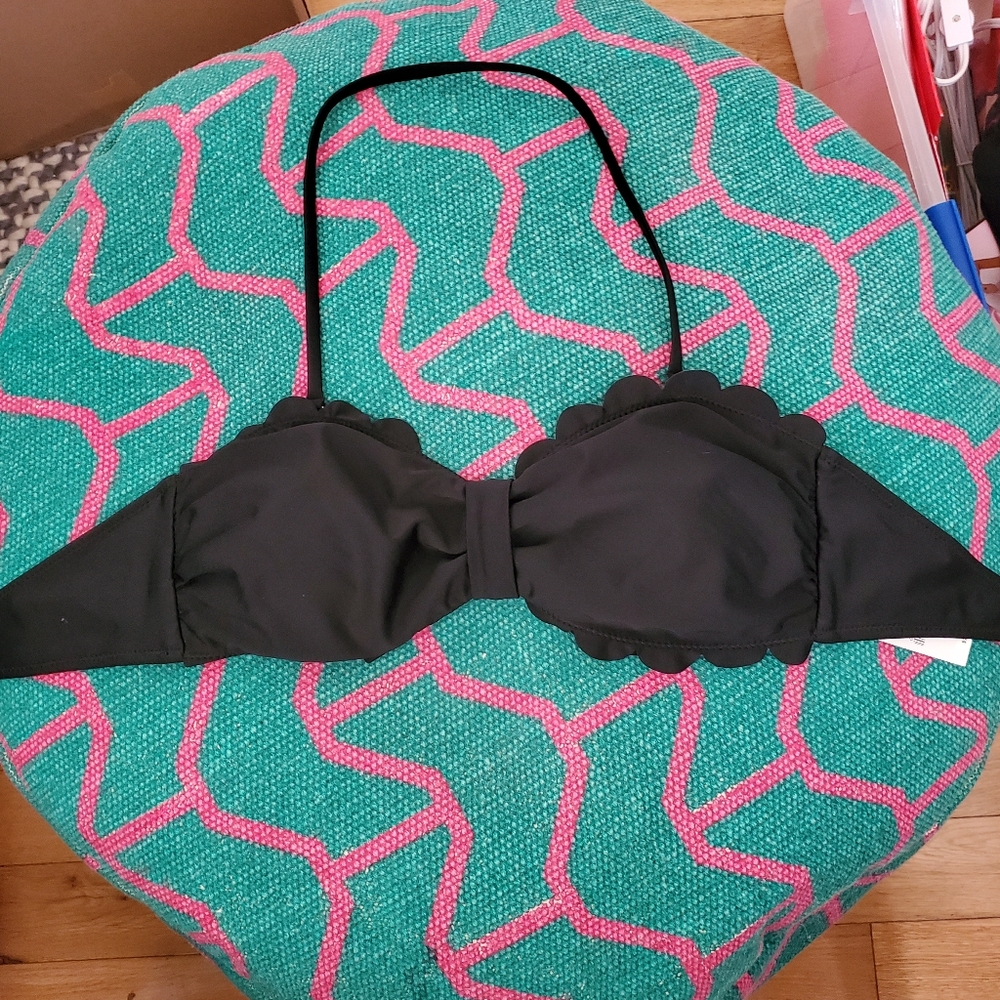 EXPRESS Scalloped Bikini Suit TOP